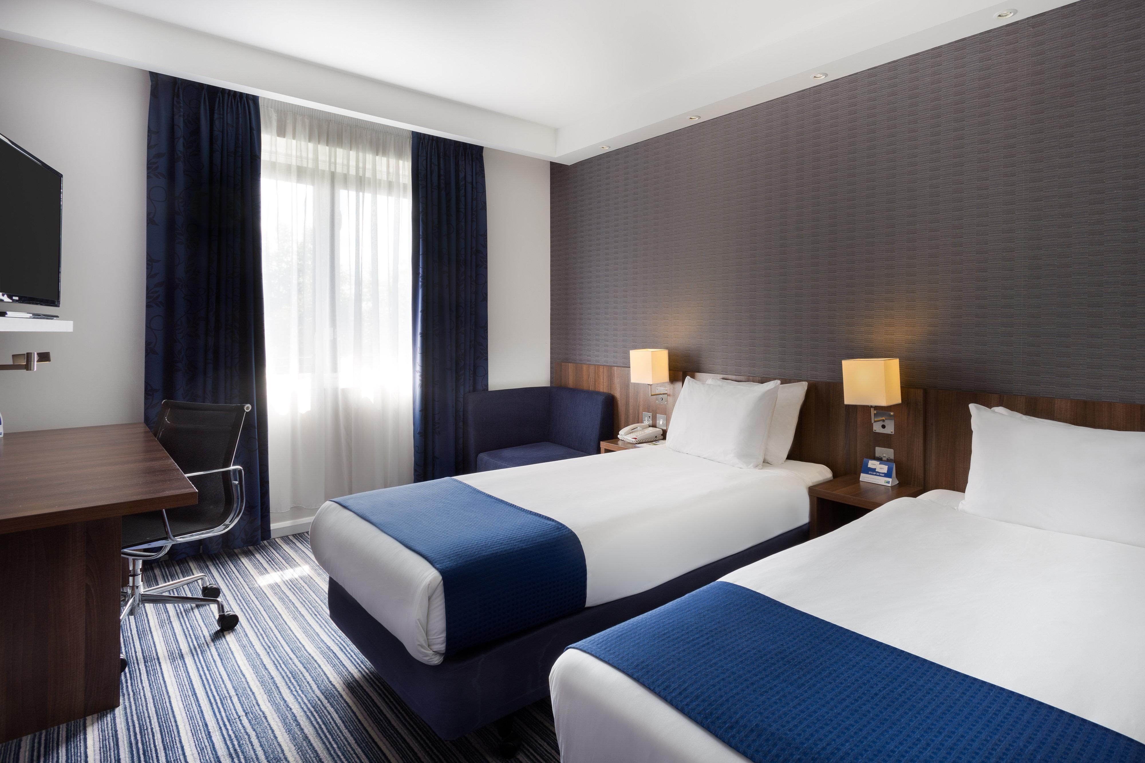 Holiday Inn Express Colchester, An Ihg Hotel Экстерьер фото