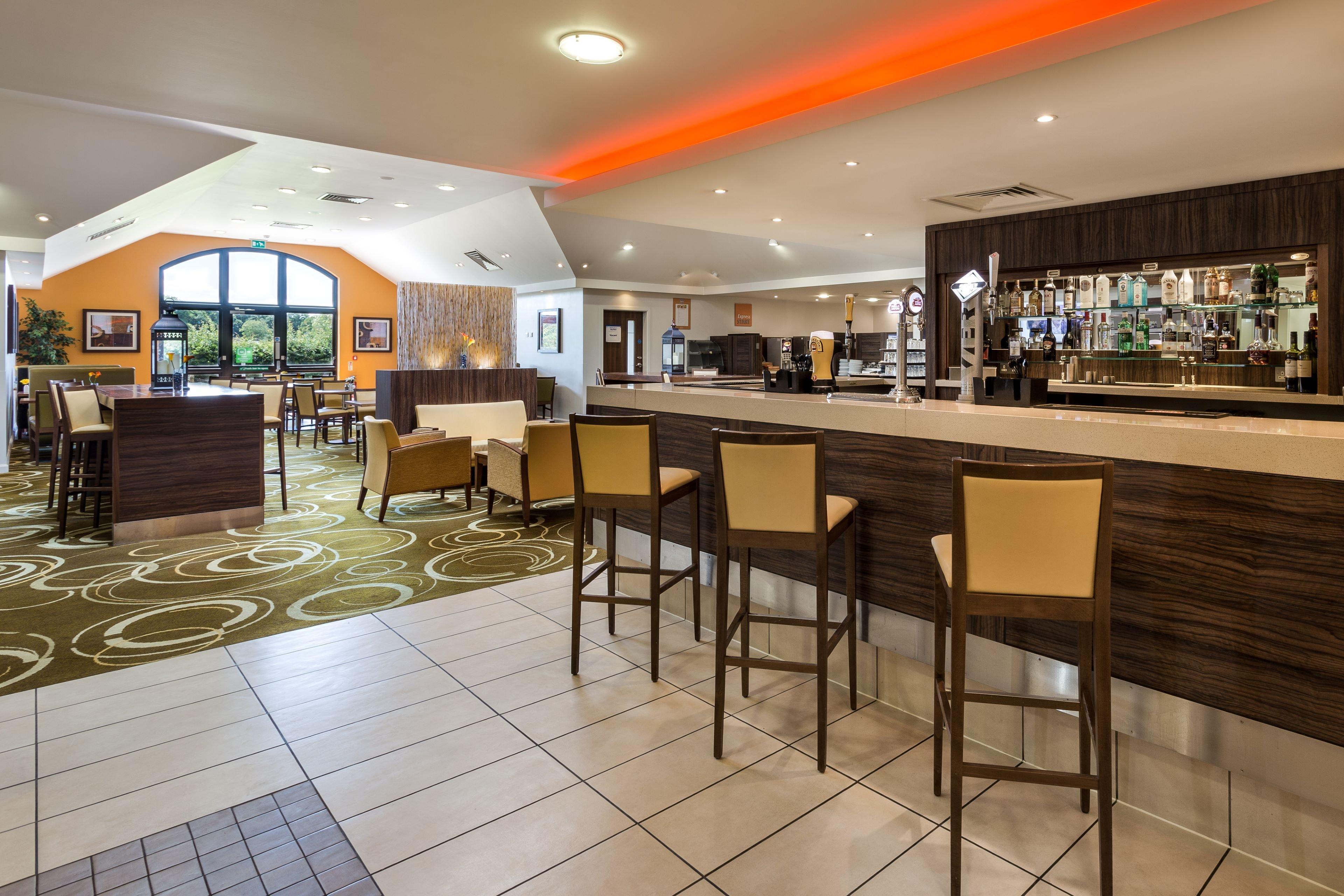 Holiday Inn Express Colchester, An Ihg Hotel Экстерьер фото