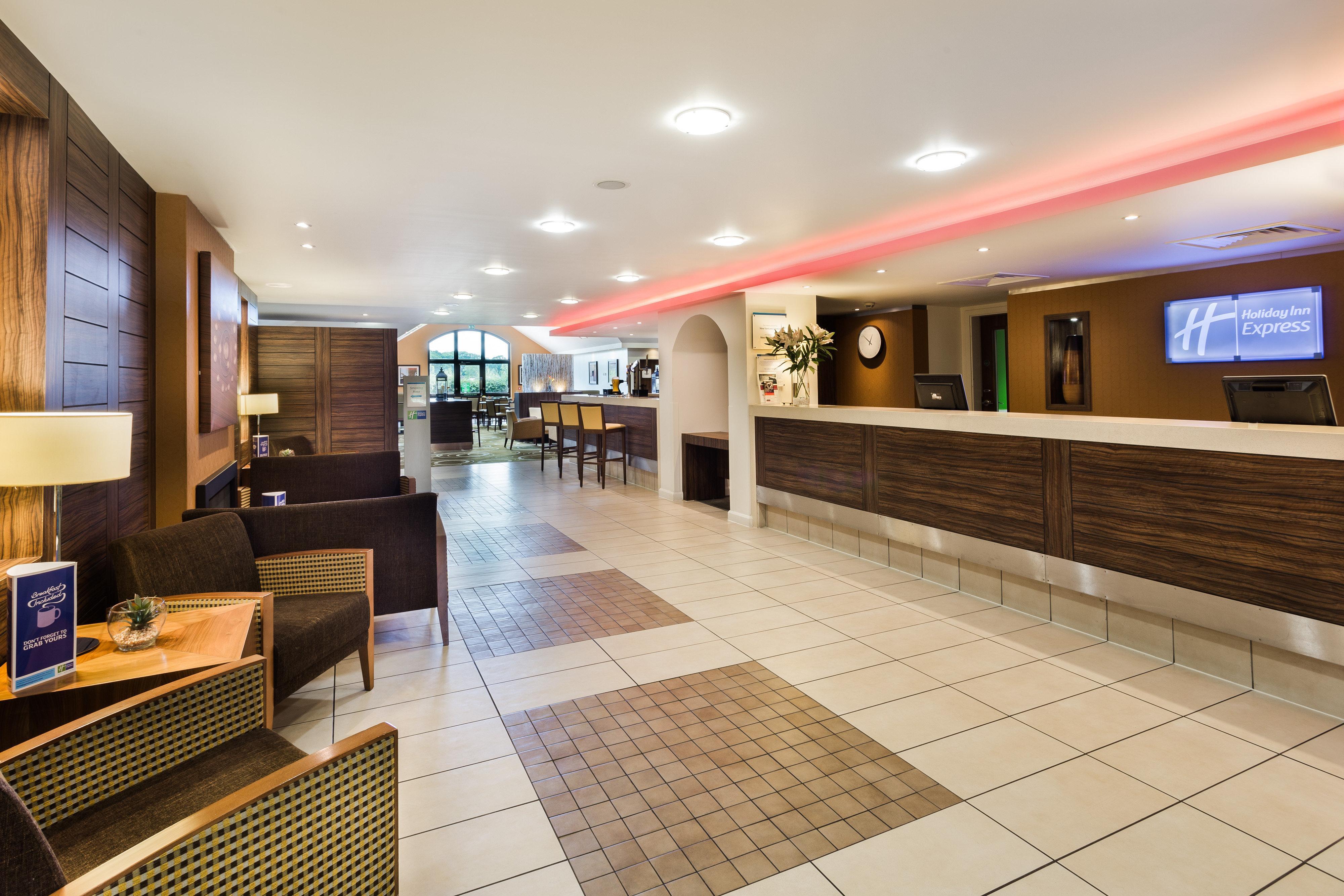 Holiday Inn Express Colchester, An Ihg Hotel Экстерьер фото